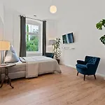 The Weichsel - Group Flat In Berlin, Family-friendly, 3br, 2 Bath Rooms, 4- 6 Guests * 柏林